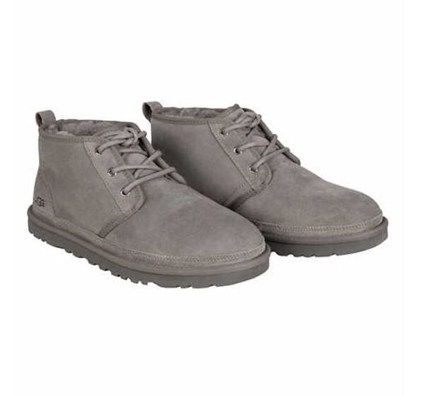 UGG Neumel Men’s Suede Chukka Boots Warm Wool Lined Comfort Size 9