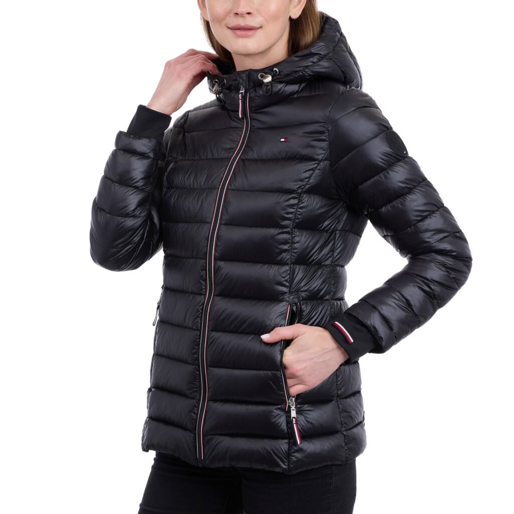Tommy Hilfiger Women's Lightweight Puffer Jacket with Zipper Pockets