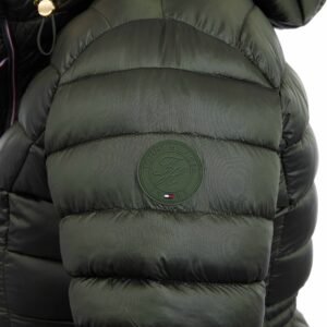 Tommy Hilfiger Women's Lightweight Puffer Jacket with Zipper Pockets - Image 5