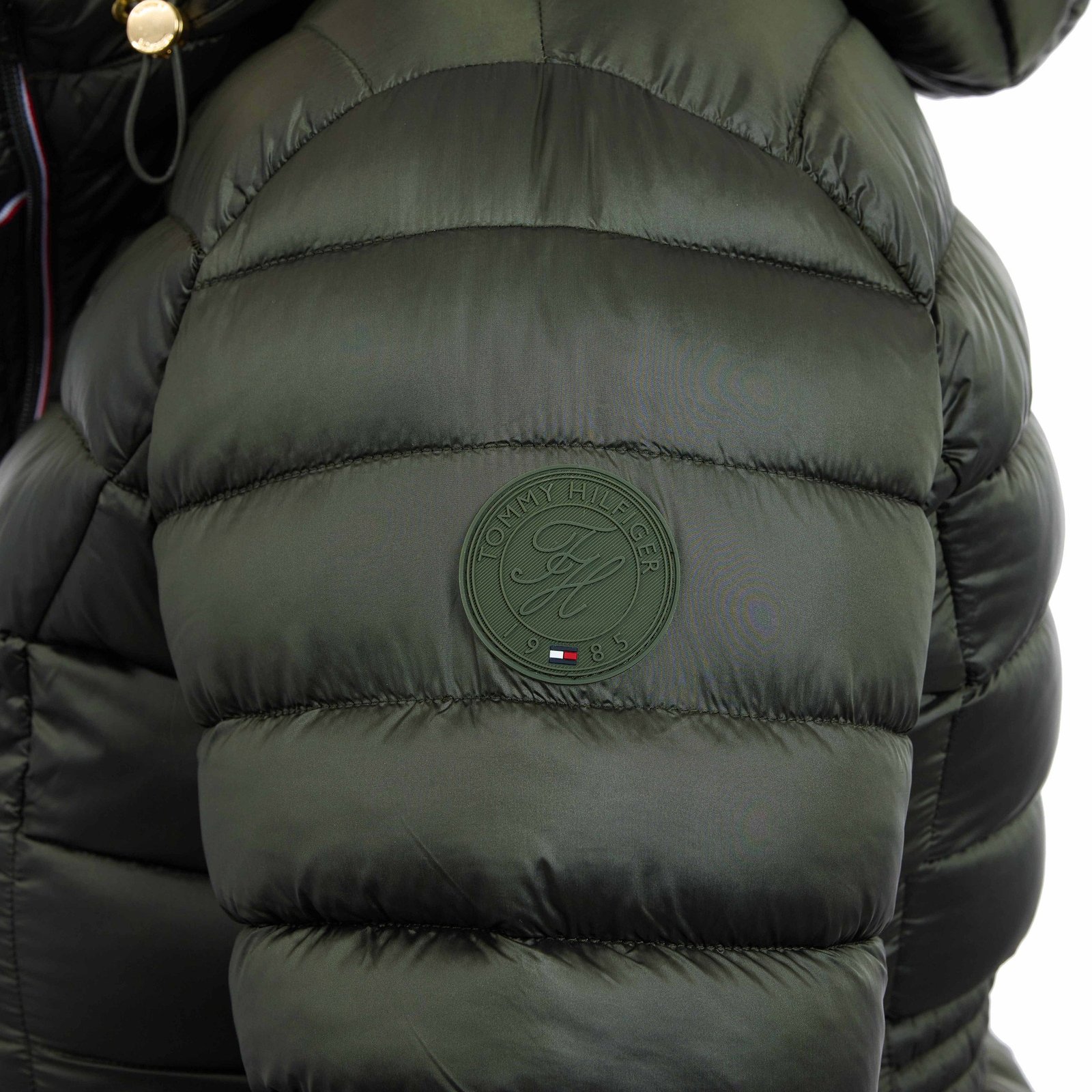 Tommy Hilfiger Women's Lightweight Puffer Jacket with Zipper Pockets - Image 5