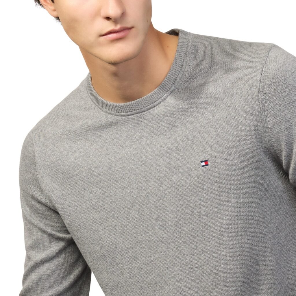 Tommy Hilfiger Men's Crew Sweater - Classic Fit with Ribbed Details